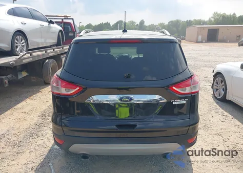 2014 Ford Escape Titanium z USA, uszkodzony, nr VIN 1FMCU0J93EUD80669